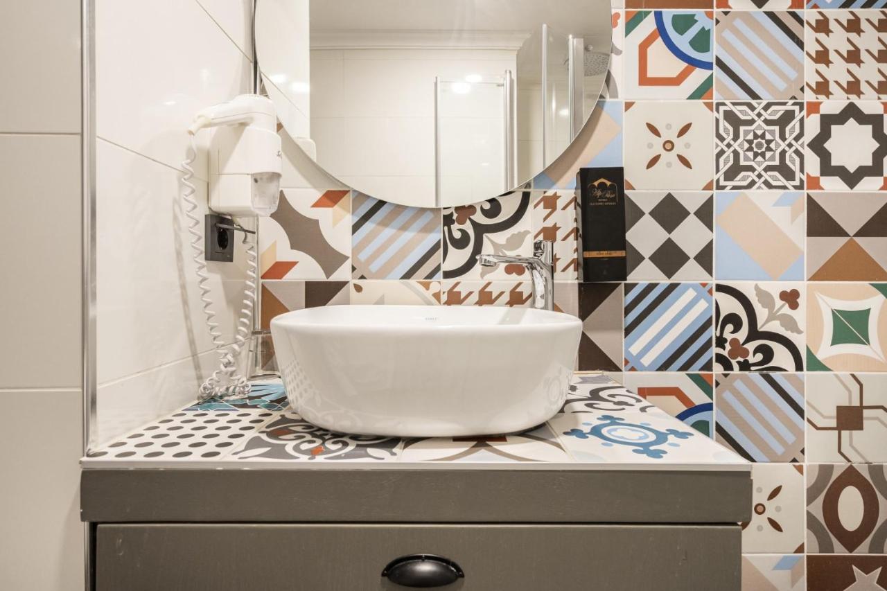 アンタルヤLovely Studio Flat Near Hadrians Gateアパートメント エクステリア 写真